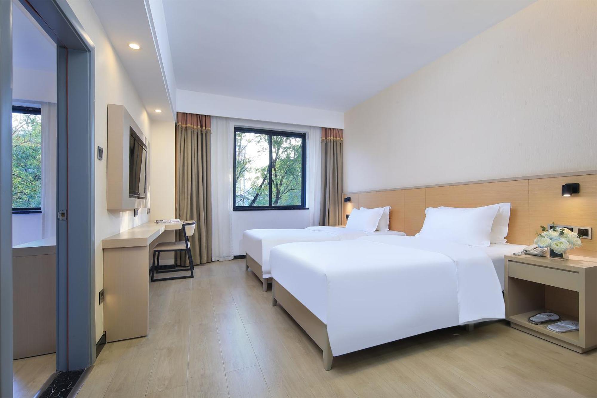 Wing Hotel Guilin- Pedestrian Street Camera foto